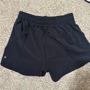 Lululemon Track That High-Rise 5” lined shorts. Black size 10